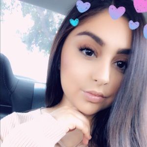 Meet your Posher, Ericka